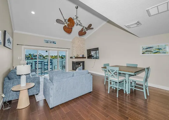 Bayside Escape On The Intracoastal Water * Clearwater Beach