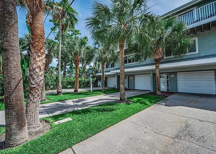 Bayside Escape On The Intracoastal Water * Clearwater Beach